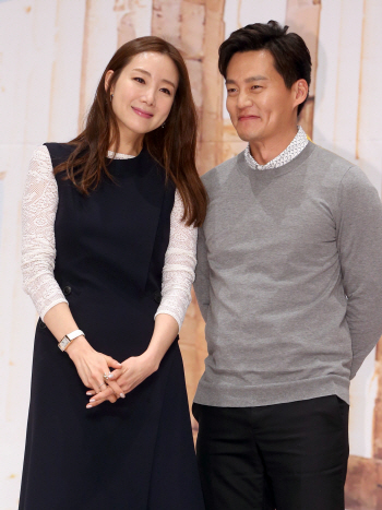 '꽃보다 할배' 최지우 "생활비 안 줘"vs 이서진 "과소비해" 신경전