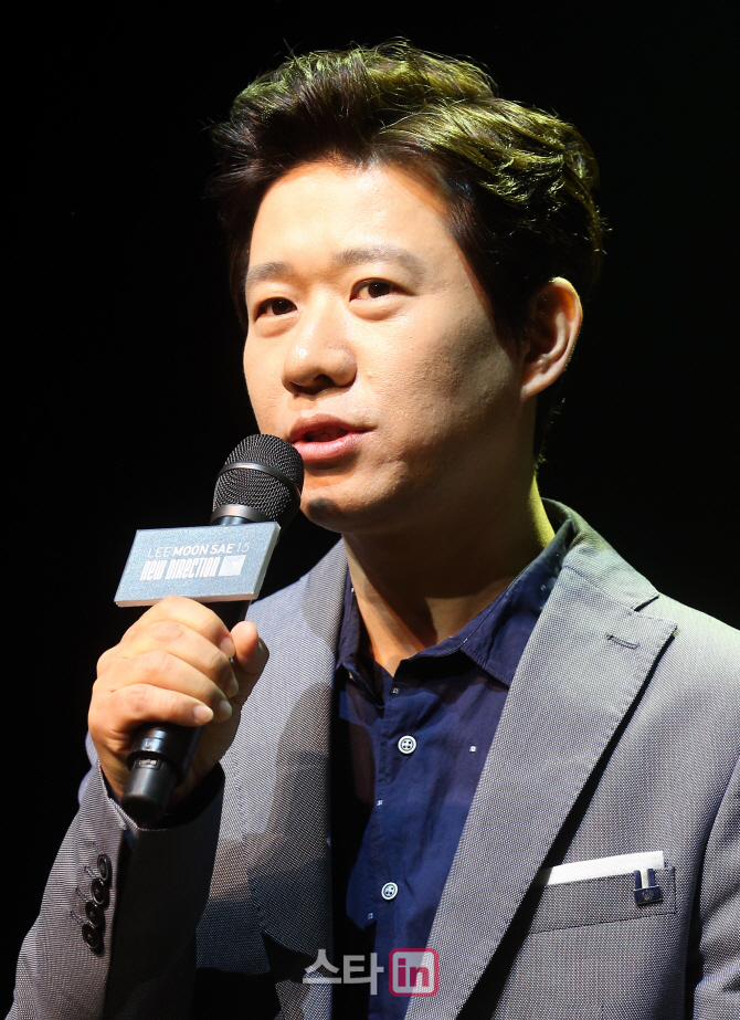 [포토]인사말하는 조규찬