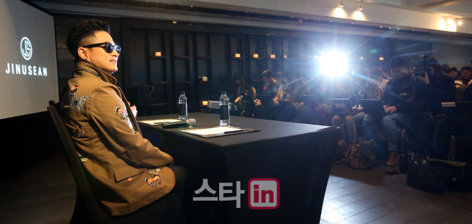 [포토]지누션, 싱글 '한번 더 말해줘' 발매 기자회견