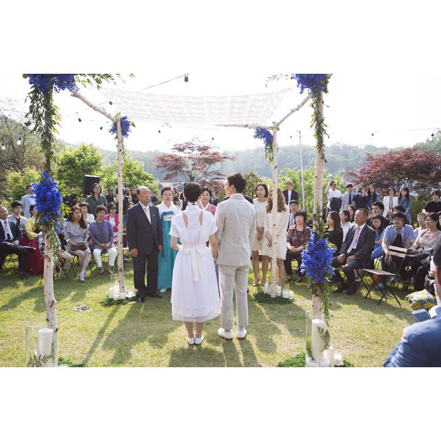 '결혼+2세 겹경사' 봉태규·하시시박 "행복하게 잘 살겠다"