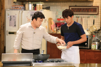 스타 셰프, '하이브리드'로 예능을 요리하다
