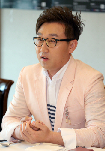 김현욱 "전현무처럼 할 수 없어 '정책퀴즈왕' MC에 적합"