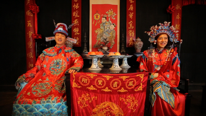 유상무 장도연, 중국서 전통 혼례 이벤트 "마음 통했다"