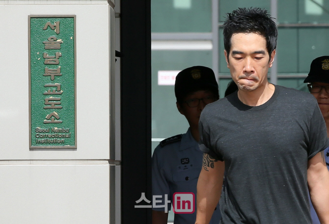 [포토]고영욱 '착잡한 표정'