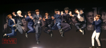 '데뷔 10주년' 슈퍼주니어 "'Devil'이 새 대표곡 될 것"