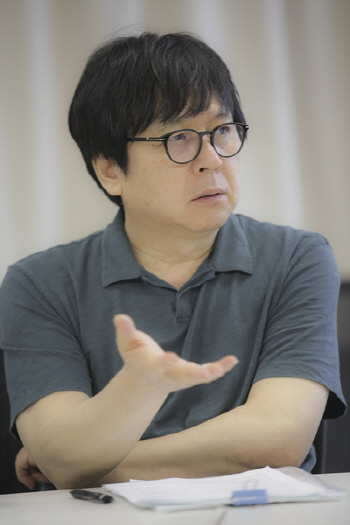 송창의 TV조선 제작본부장 “예능 확대, 제2의 개국 마음가짐”