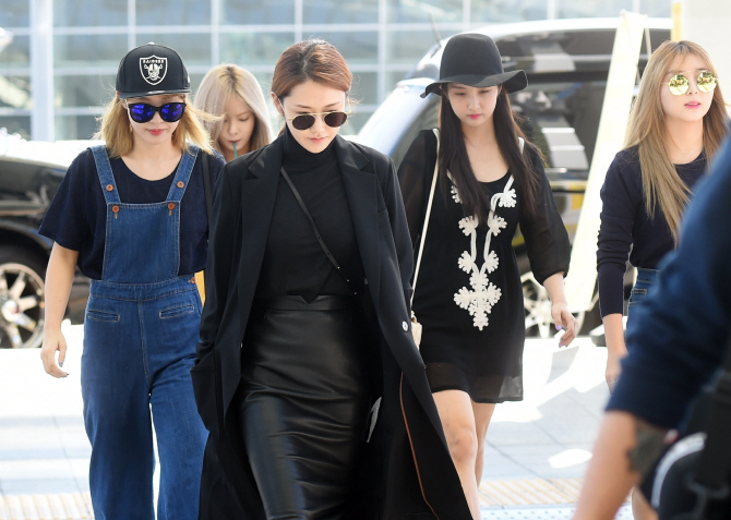 포미닛, '비장한 모습으로 상하이 접수하러 가는 한류돌~'