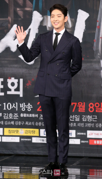 이준기, SF대작 '레지던트이블6'로 할리우드 진출