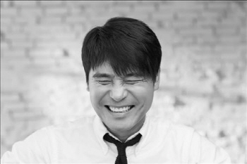 '또 다시 역주행'..임창정, 11월 차트까지 삼키나
