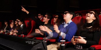 4DX 연 누적 관객수 최단 기간 1천만 돌파
