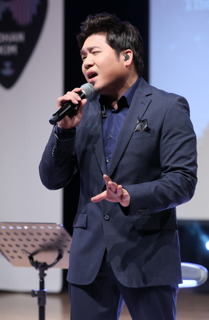 [포토]김조한, 데뷔 20년차 'R&B 대디'의 컴백~