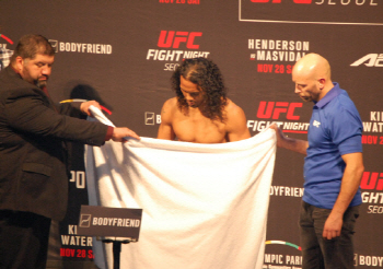 UFC 서울대회, 파이터 전원 계체 통과 '모든 준비 완료!'