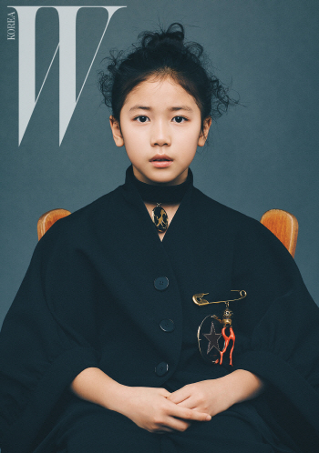 아역배우 이레, '인형이 따로 없네~' 화보 공개