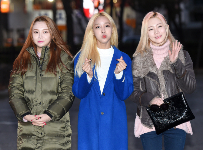 퍼펄즈, '아침에도 반짝 반짝~'