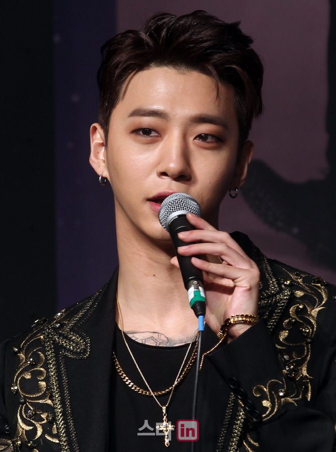 방용국 "B.A.P 여섯 명이 함께하는 것이 곧 '카니발""