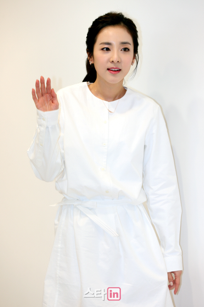 [포토]산다라박, '봄 처녀의 인사'