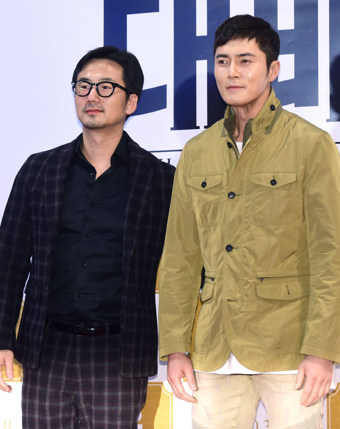 류승수-조동혁, '상남자드의 영화관 나들이~'
