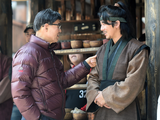 이병훈 감독, '고수씨만 믿을게요~'