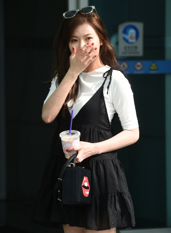 현아, '수줍게 꺄르르~'