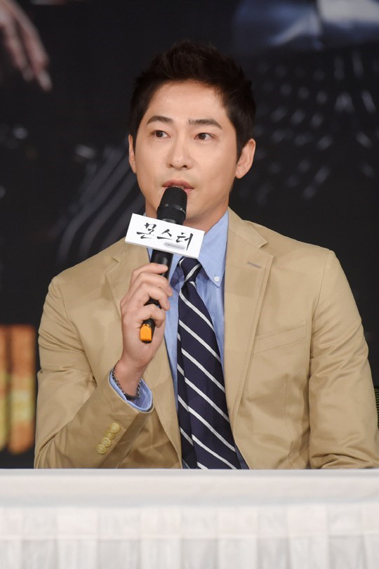 강지환 측 “가벼운 접촉사고…내일(21일) 촬영장 복귀”