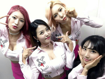 아이시어, 귀여운 표정도 섹시한 매력 '인증'