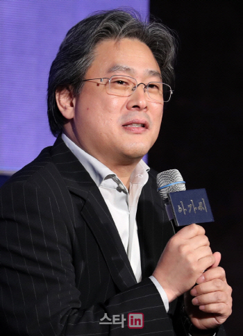 박찬욱 "빈손으로 왔는데 수출 덕에 큰 걱정 덜어" 웃음