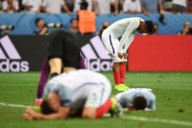 '축구에서도 브렉시트' 잉글랜드, 심각한 탈락 후폭풍