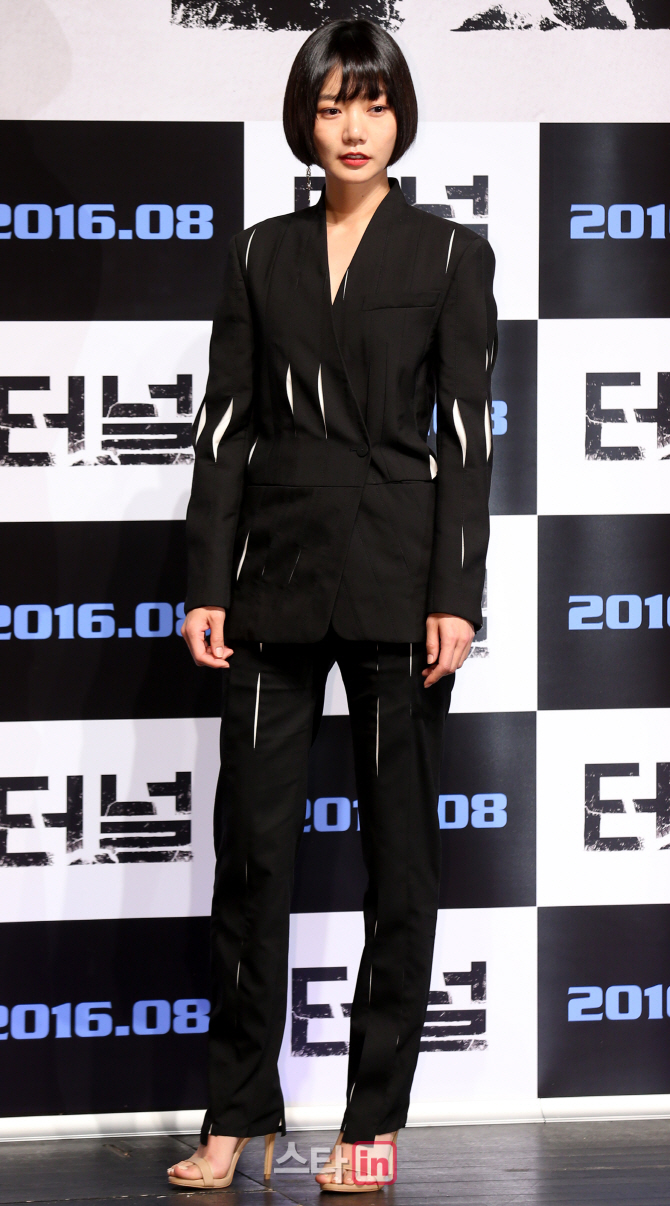 [포토]배두나, '이것이 패셔니스타'                                                                                                                                                             