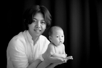유키스 출신 동호, 귀요미 아들 공개 "신아셀입니다"