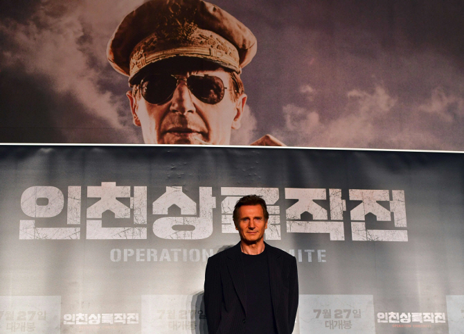 [포토] `인천상륙작전`, 맥아더 장군 분한 대스타 리암 니슨