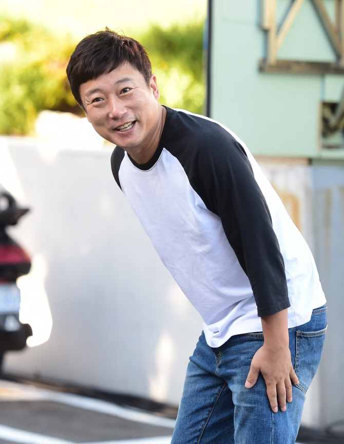 [포토] 이수근, '아육대' 출근합니다~