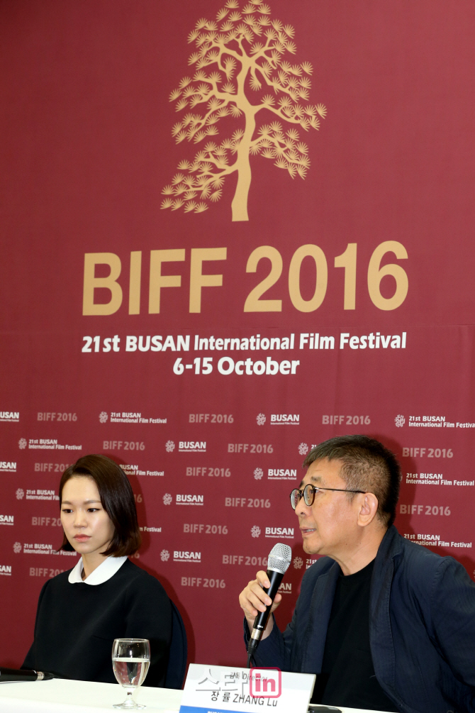 [포토]한예리-장률, 2016 BIFF 개막작 '춘몽' 배우와 감독