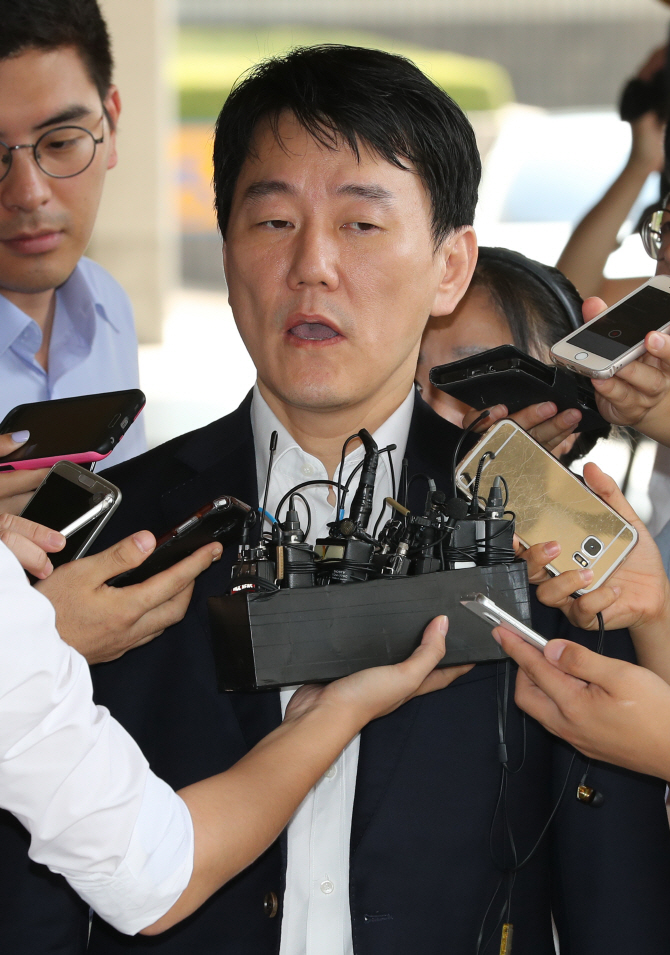 ‘사기·횡령 혐의’ 넥센 이장석 대표, 구속영장 기각