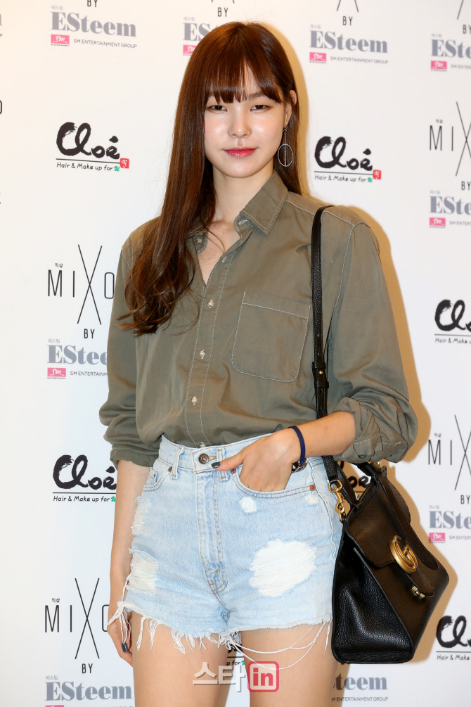 [포토]진정선, '섹시한 가을패션'