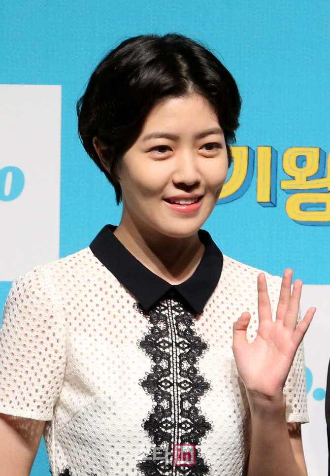 [포토]심은경, 영화 '걷기왕'에서 만나요!