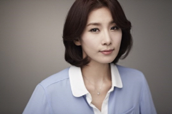 김서형, 플라이업과 전속계약…이보영 한솥밥
