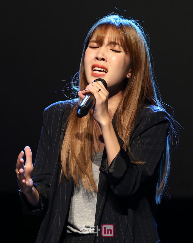 [포토]김나영, '이것이 명품 보컬'