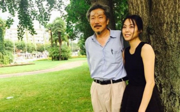 '김민희 출연' 홍상수 감독 신작은 '밤의 해변에서 혼자'