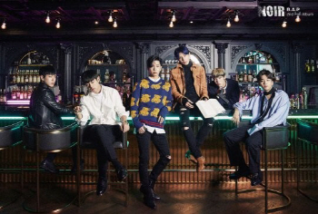 B.A.P, 美빌보드 월드앨범차트 1위