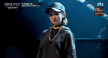 '힙합의 민족2' 52세 문희경, 다나에 '勝'
