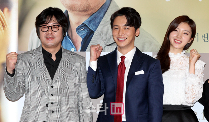 [포토]영화 '당신, 거기 있어줄래요' 주연들 파이팅!