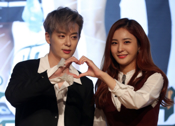 ‘미라클’ 보이프렌드 동현 “소나무 나현, 멜로신 리드” 폭로