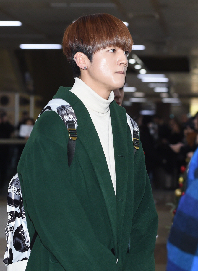 SF9 영빈, 수줍은 입꾹꾹