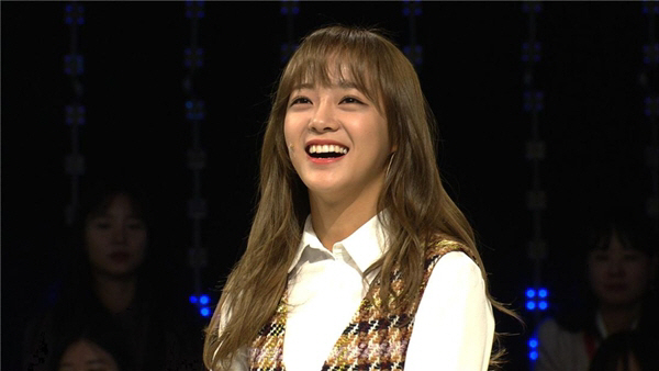 `소녀장사` 김세정, 조충현 아나운서와의 팔씨름 대결도 완승