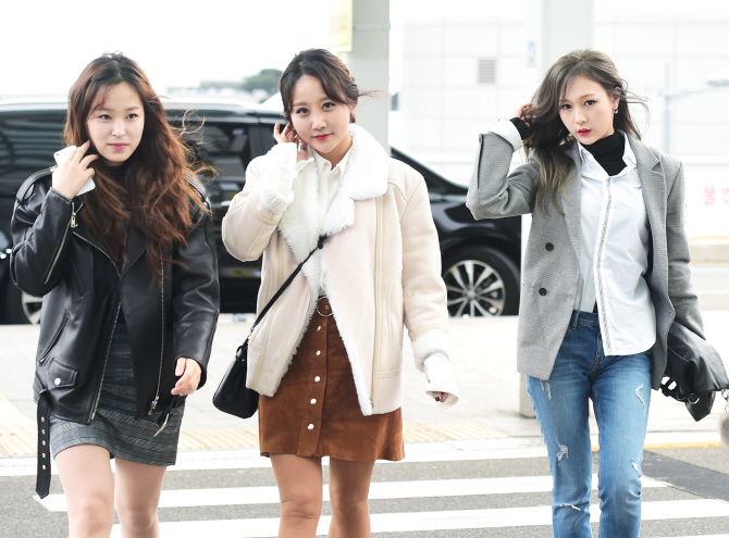 에이코어, '인천 공항에서 런웨이~'
