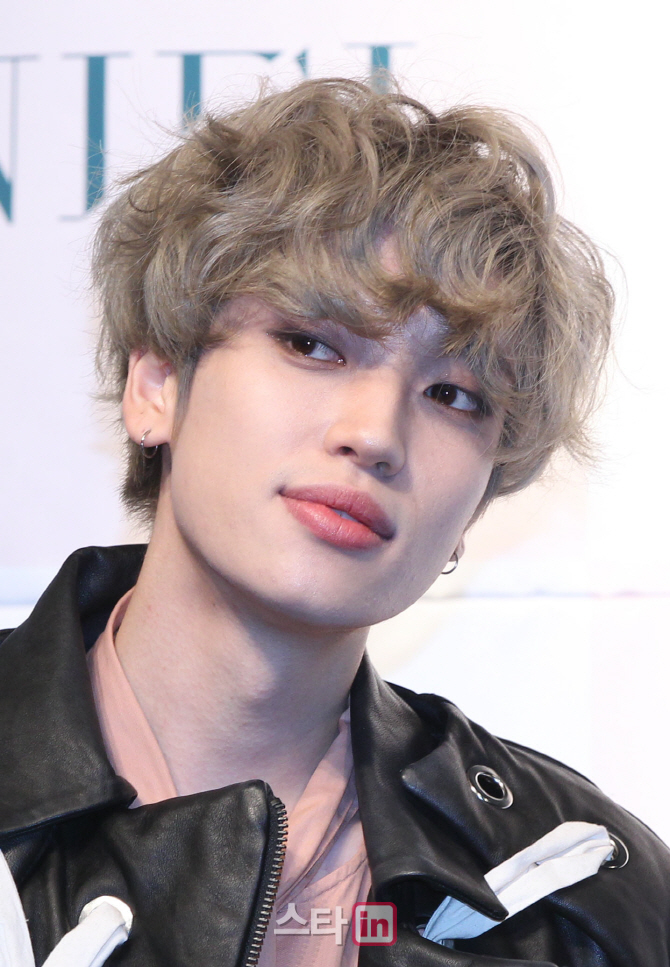 [포토]틴탑 니엘, '여심을 자극하는 눈빛'