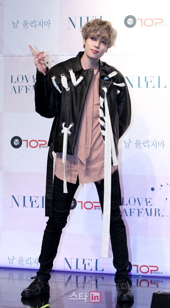 [포토]틴탑 니엘, '떠난 그녀를 그리는 한 남자에요'
