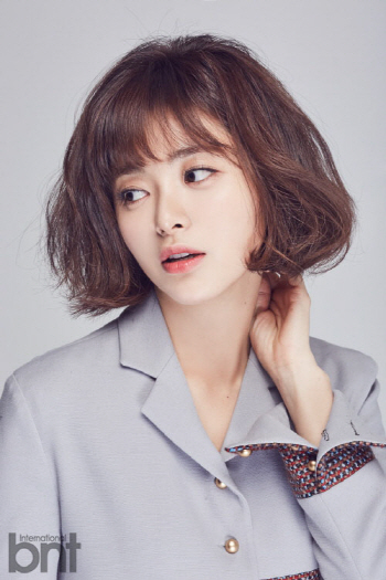 이영은 "군복무 휴가 중 결혼식 와준 송중기 고마워"