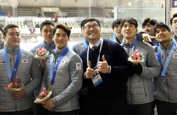 남자 아이스하키 대표팀, 세계선수권 목표 소집훈련 개시