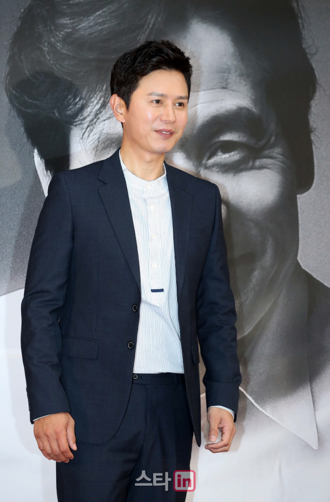 [포토]김민종 '방부제 외모'